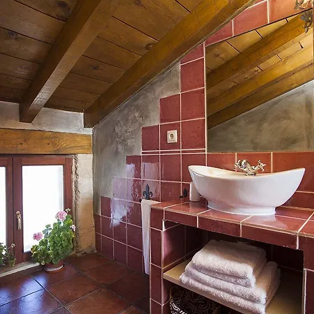 比思霍伊斯塔乡村酒店 Bisjueces