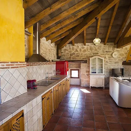 Rural La Torre De 4* Bisjueces