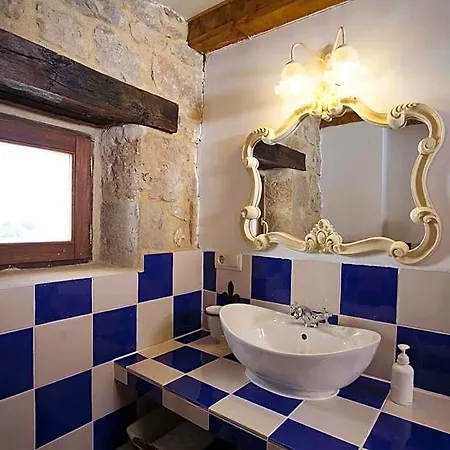 Hotel Rural La Torre De 4*