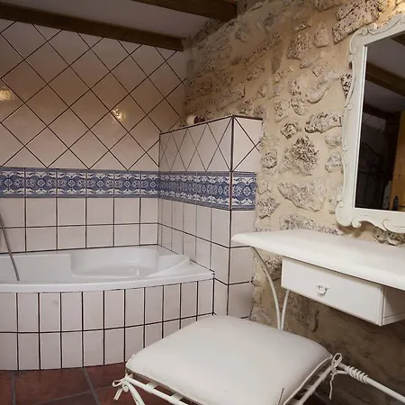 比思霍伊斯塔乡村酒店 酒店 4*