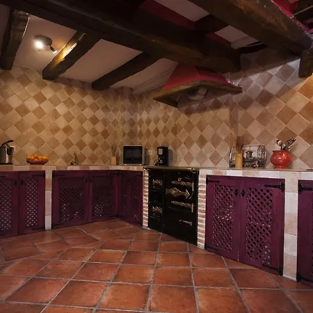 Rural La Torre De 4*