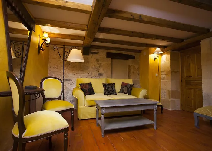 Rural La Torre De Bisjueces